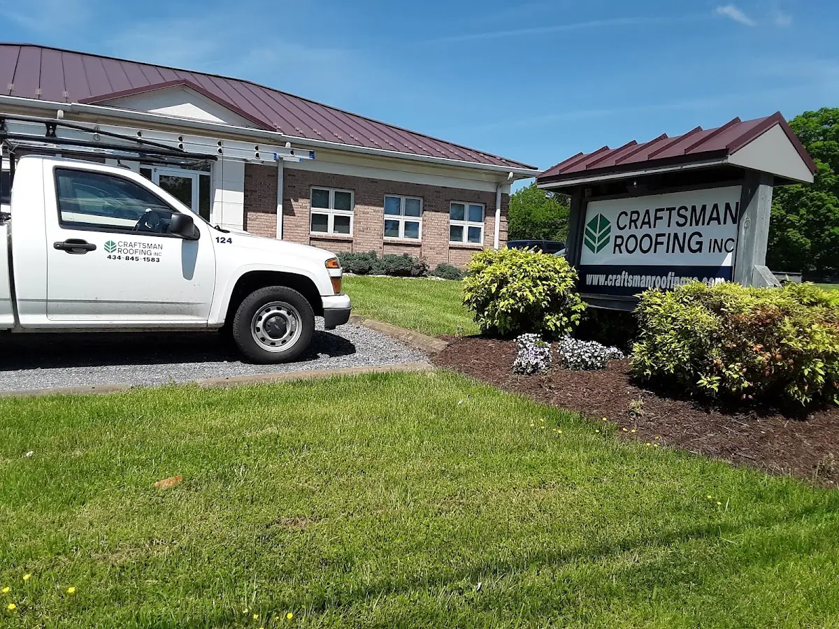 Quality Ice Dam Removal by experienced craftsmen in Central Business District